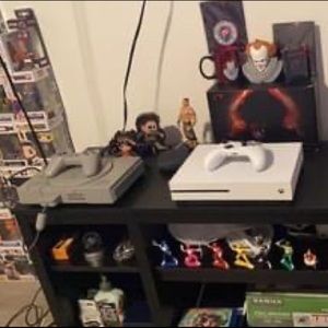 Xbox one and Playstion one